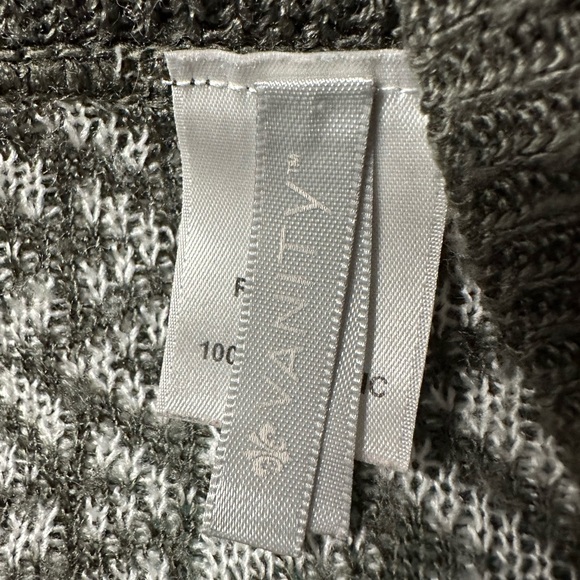 Vanity Chevron Knit Cardigan in Black, Gray, and Aqua - Picture 3 of 6